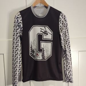 Canadian Mountain Holidays Heli-skiing Women's Top Size Small